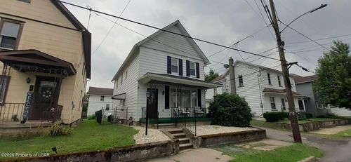 17 Washington St, West Pittston, PA, 18643-2426 | Card Image