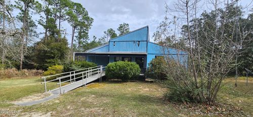 1127 Highlands Cir, Alford, FL, 32420-8055 | Card Image