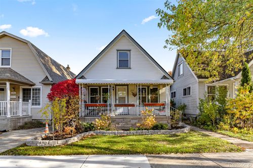 2721 Pardee Ave, Dearborn, MI, 48124-2677 | Card Image