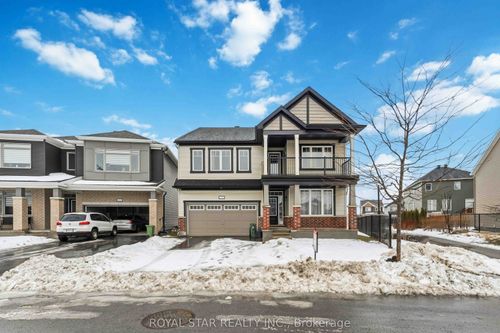 284 Ponderosa St, Stittsville, ON, K2V0N4 | Card Image