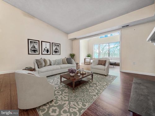 58-58 Windbrooke Cir, GAITHERSBURG, MD, 20879-3237 | Card Image