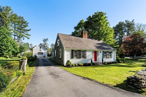 45 Taylor St, Pembroke, MA, 02359-2803 | Card Image