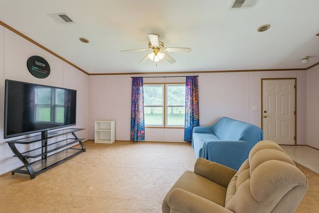 110 N 2 Nd St, House other with 3 bedrooms, 2 bathrooms and null parking in Mount Calm TX | Image 11