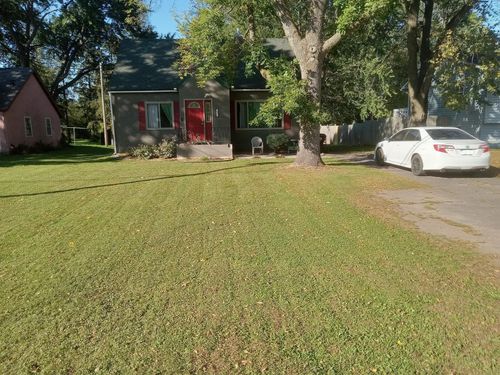 432 2nd St Se, Braham, MN, 55006-3025 | Card Image