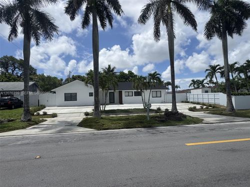 10830 Sw 160th St, Miami, FL, 33157-2949 | Card Image