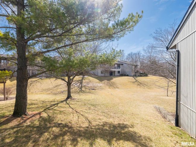 7619 N Melissa Ln, Condo with 3 bedrooms, 3 bathrooms and null parking in Peoria IL | Image 37