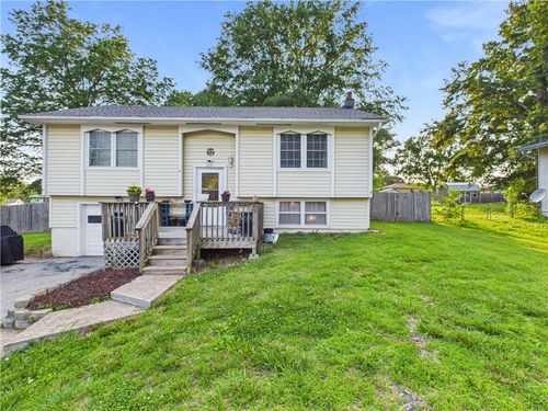 305 California Ave, Windsor, MO, 65360-1201 | Card Image