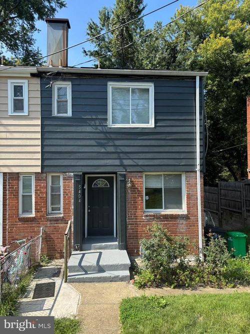 5404 67th Ave, RIVERDALE, MD, 20737-3049 | Card Image