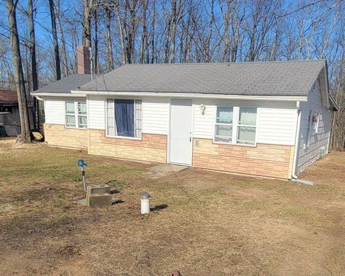 8090 Fir Mac Rd, Harrison, MI, 48625-8642 | Card Image