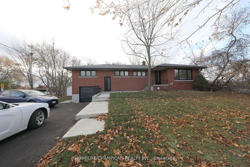 426 Cromwell Ave, Oshawa, ON, L1J4V1 | Card Image