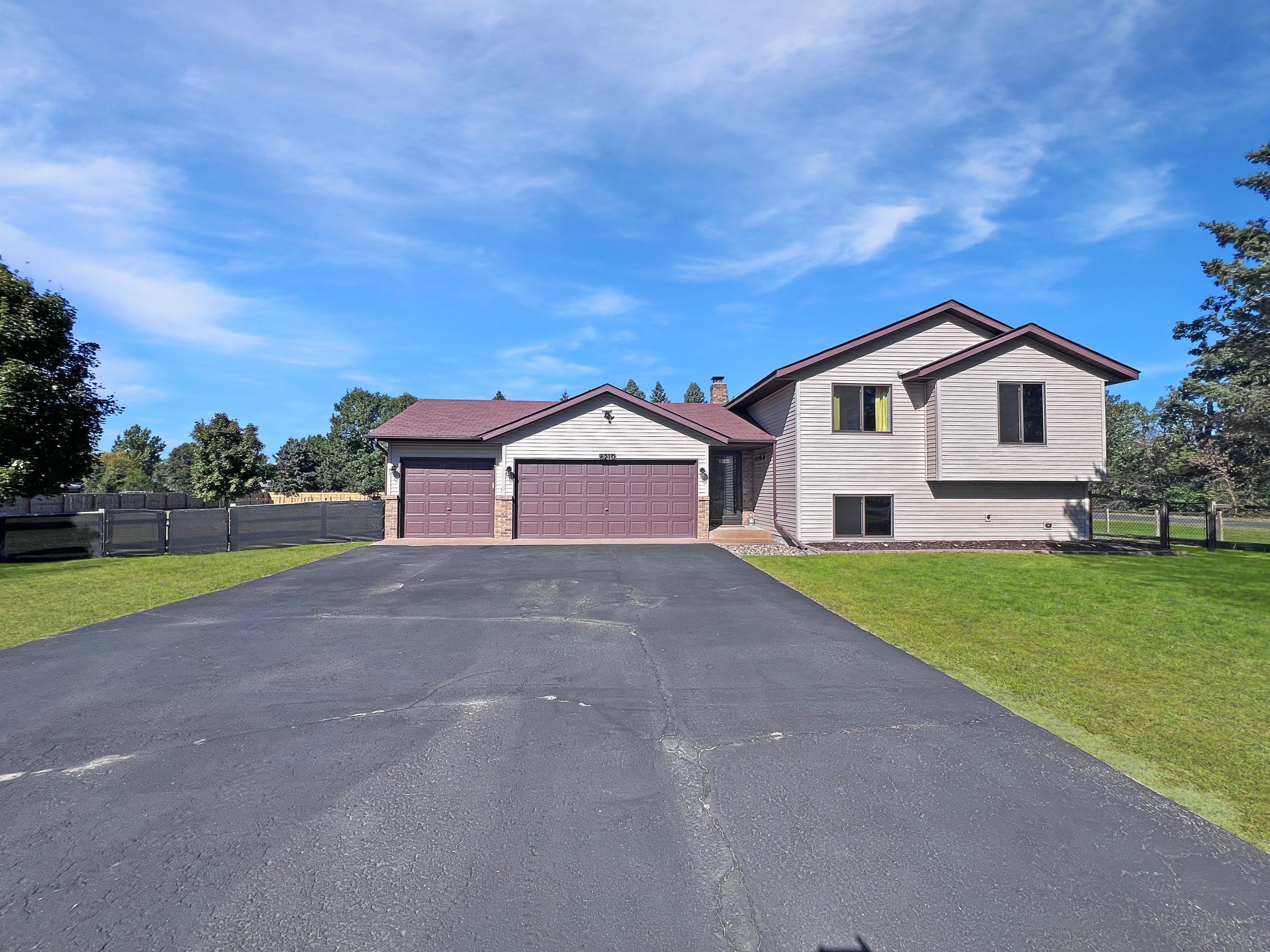 373rd St, North Branch, MN 55056