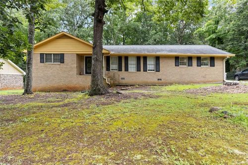 574 Horseshoe Cir Sw, Lilburn, GA, 30047-6336 | Card Image