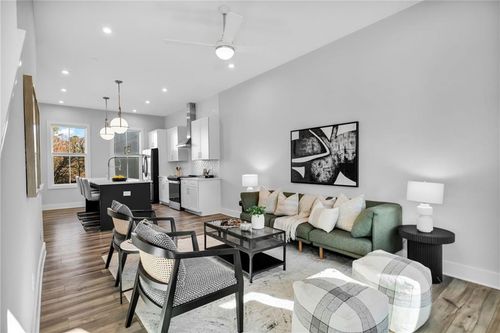 942 Spencer Ave, Atlanta, GA, 30318-3196 | Card Image