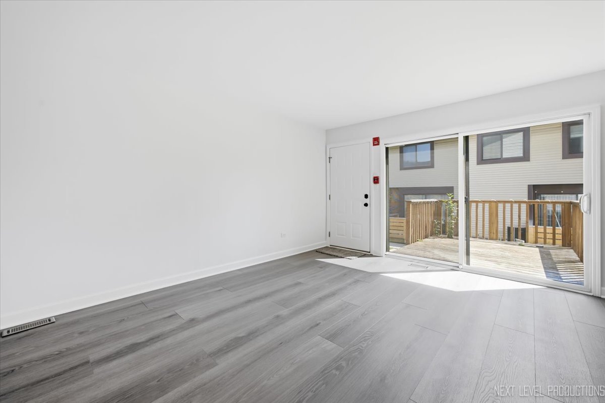 Residential in Darien 4