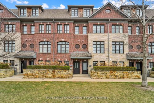 8327 Kipling Ave, Vaughan, ON, L4L2A7 | Card Image