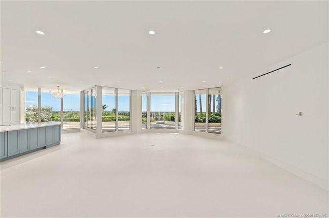 APT-140 - 2920 Dune Dr, Condo with 3 bedrooms, 3 bathrooms and 2 parking in Stuart FL | Image 31
