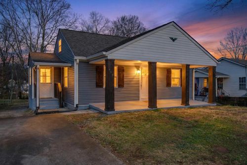 439 Circle Dr, Clarksville, TN, 37043-5195 | Card Image