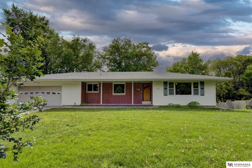 105 Juniper Ave, Crete, NE, 68333-3024 | Card Image