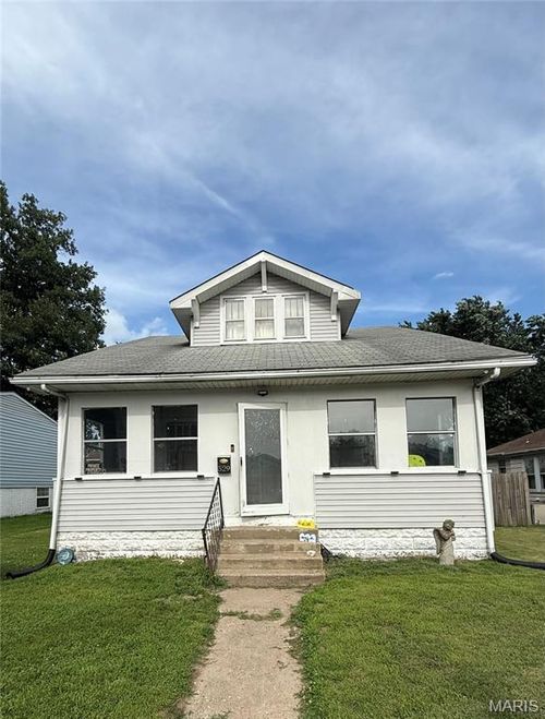 529 N 2nd St, Wood River, IL, 62095-1551 | Card Image
