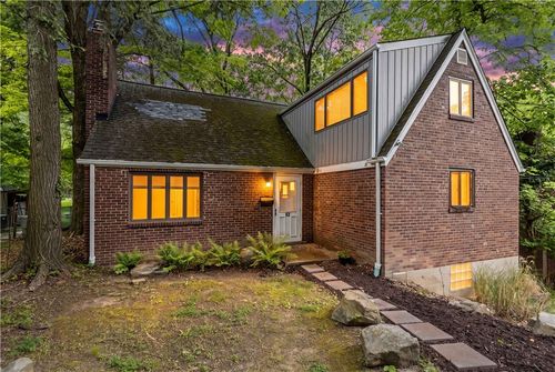 55 Hathaway Ct, Penn Hills, PA, 15235-1929 | Card Image