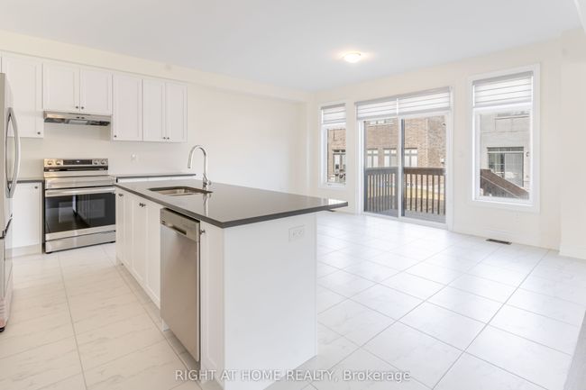 126 Settlers Crescent, House other with 4 bedrooms, 5 bathrooms and 4 parking in Bradford West Gwillimbury ON | Image 25