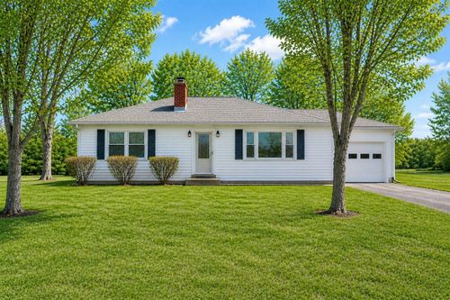 1087 Woods Ferry Rd, Gallatin, TN, 37066-4072 | Card Image
