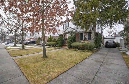 58-18 213th St, Bayside Hills, NY, 11364-1828 | Card Image