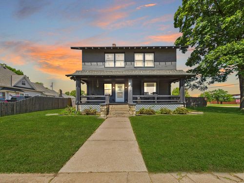 321 E 10th St, Wellington, KS, 67152-4010 | Card Image