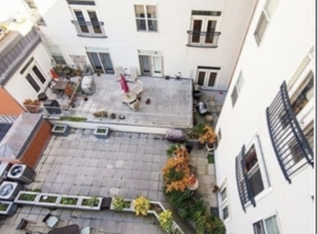 Residential Lease in Boston 3