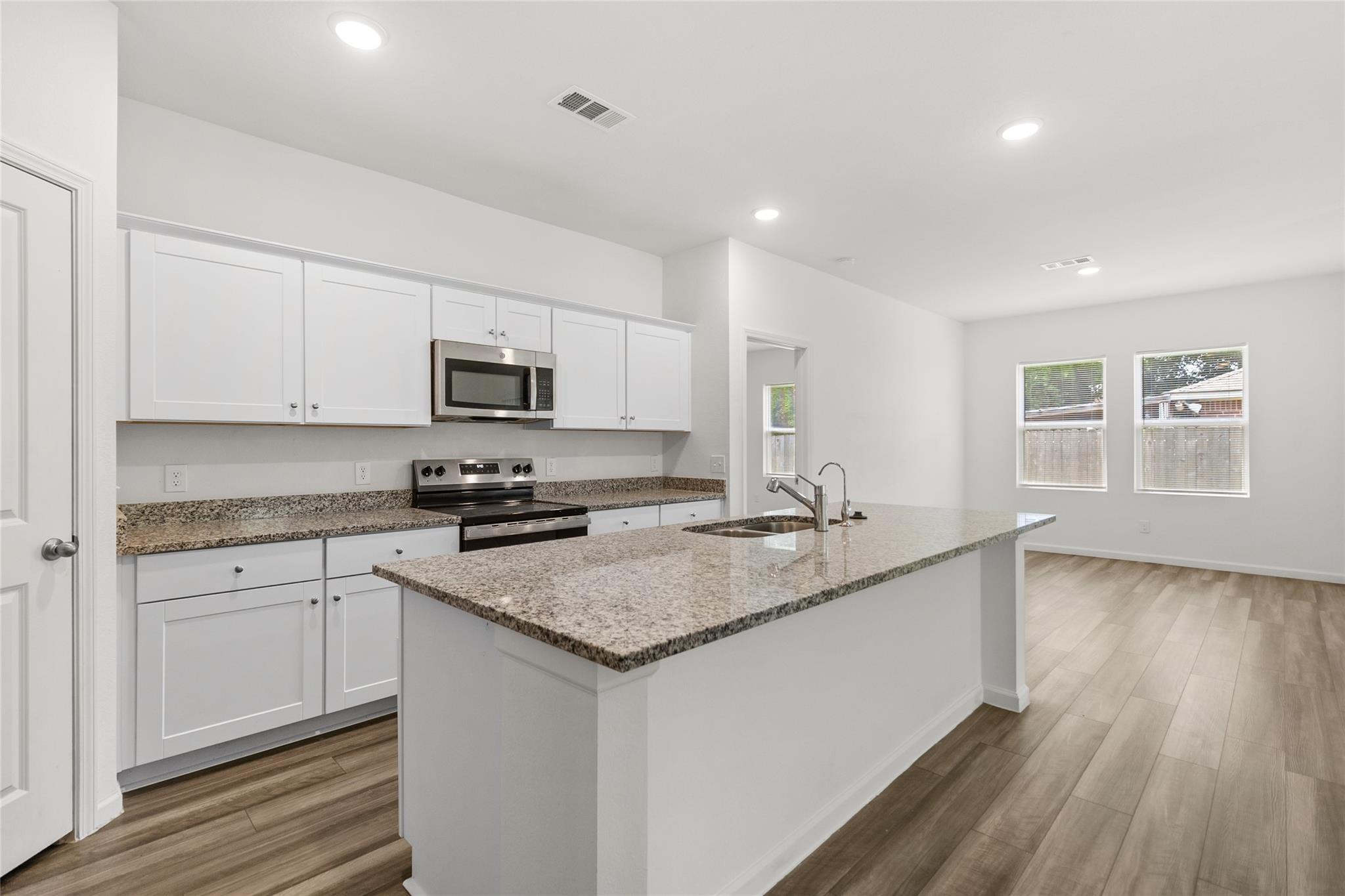 Residential Lease in Huffman 3