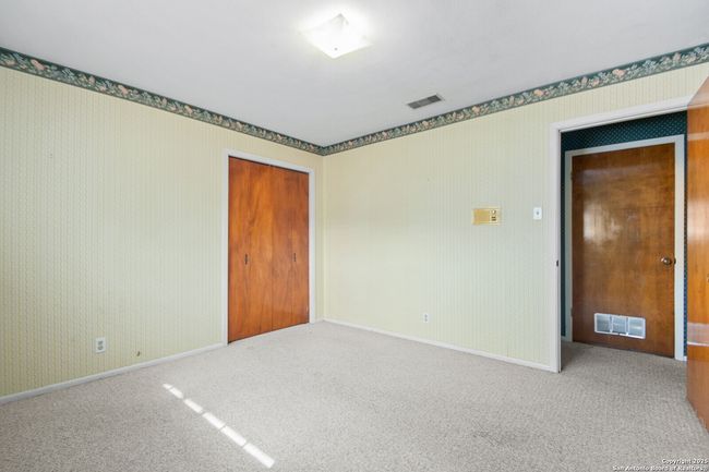6323 Handsome Lake Dr, House other with 5 bedrooms, 4 bathrooms and null parking in Leon Valley TX | Image 16