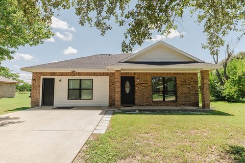 107 Silver Fox, Lacy Lakeview, TX, 76705-3904 | Card Image