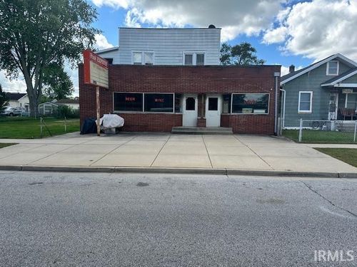 1617 Milburn Blvd, Mishawaka, IN, 46544-4633 | Card Image
