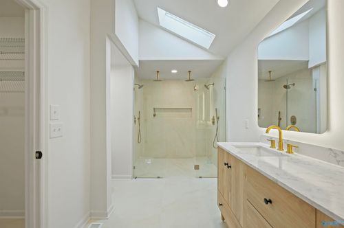 107 Moonglow Trail, Huntsville, AL, 35806 | Card Image