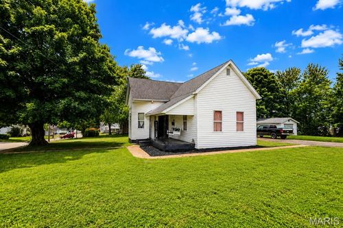 418 E Marvin Ave, Fredericktown, MO, 63645-1732 | Card Image