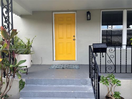 2-1842 Funston St, Hollywood, FL, 33020-6032 | Card Image