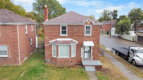 16500 Griggs St, Detroit, MI, 48221-2808 | Card Image