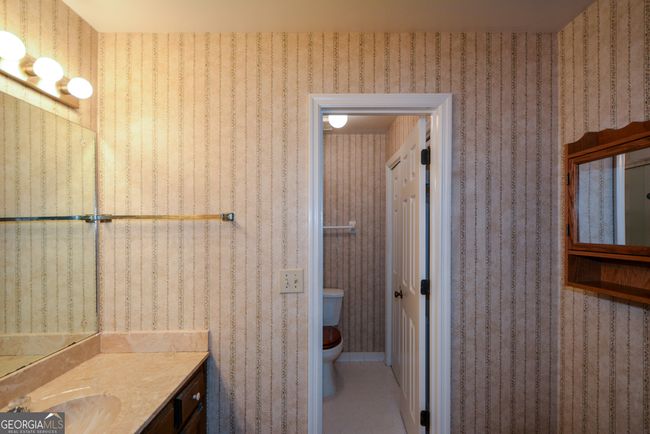 154 Waverly Dr, Condo with 3 bedrooms, 2 bathrooms and null parking in Alpharetta GA | Image 22