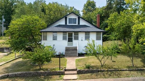 402 Fort St, Waynesville, MO, 65583-2616 | Card Image