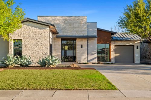 8221 Carranzo Dr, Austin, TX, 78735-1820 | Card Image