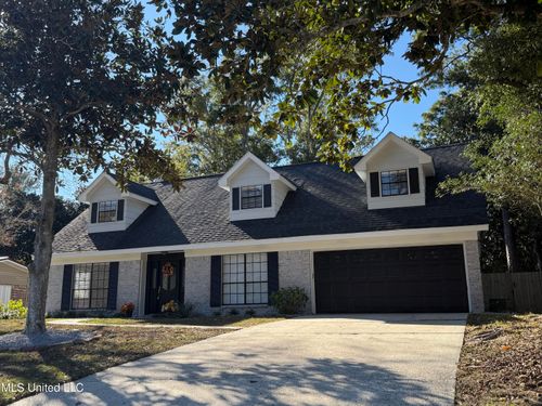 1711 Seacliffe Dr, Gautier, MS, 39553-7535 | Card Image
