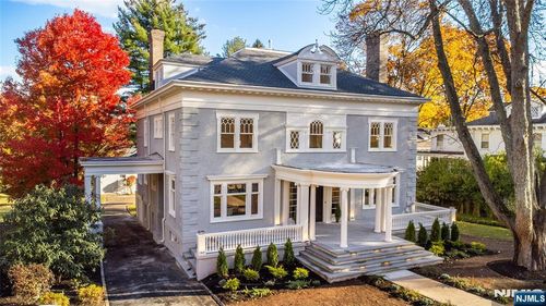 143 S Mountain Ave, Montclair, NJ, 07042-1720 | Card Image