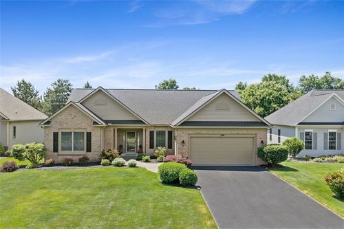 29 Brantley Way, Penfield, NY, 14526-2858 | Card Image