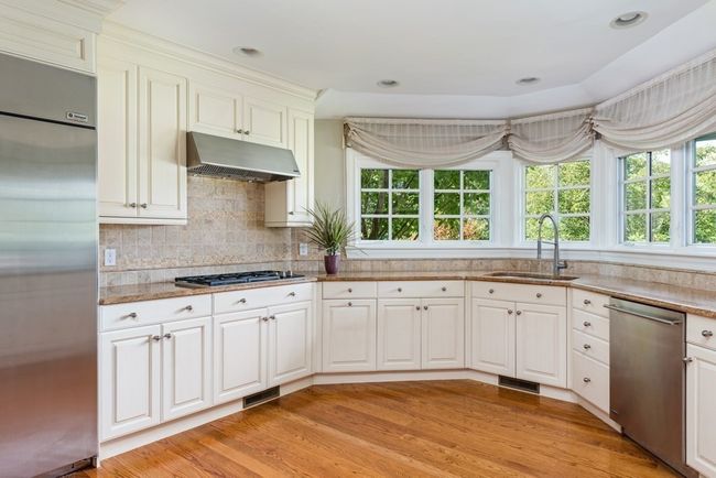 2 Open Space Dr, House other with 4 bedrooms, 5 bathrooms and 4 parking in Sandwich MA | Image 16
