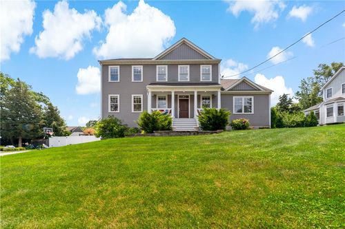 54 Michael Dr, Bristol, RI, 02809-4551 | Card Image