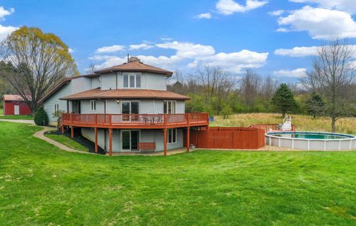 8778 Township Road 36 Nw, Somerset, OH, 43783-9605 | Card Image