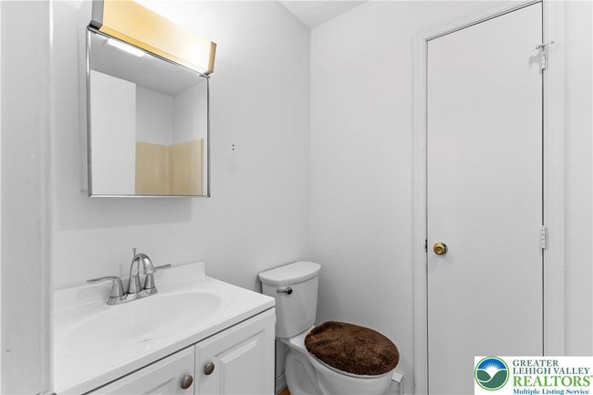197 Broad Mountain View Dr, House other with 2 bedrooms, 2 bathrooms and null parking in Jim Thorpe PA | Image 19
