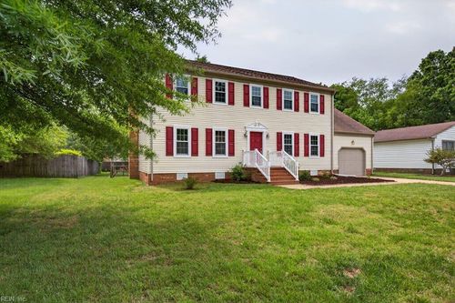 220 Drummonds Way, Hampton, VA, 23669-1060 | Card Image