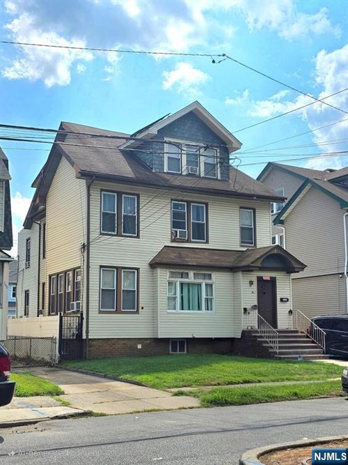 164-162-164 Goldsmith Ave, Newark, NJ, 07112-2886 | Card Image