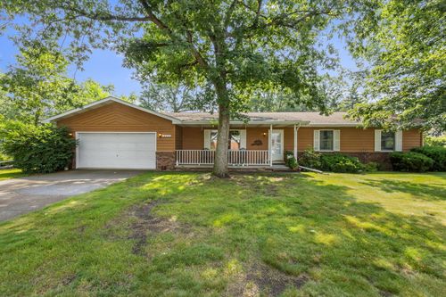 605 Cedar St Nw, Demotte, IN, 46310-9515 | Card Image